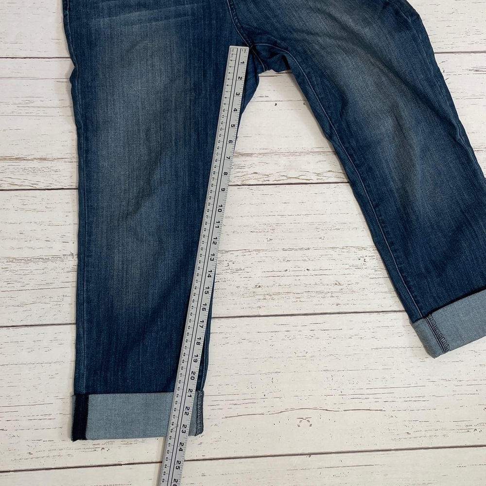 Simply Vera Vera Wang Roll Cuff Denim Capri Jeans, size 12 - Picture 15 of 16